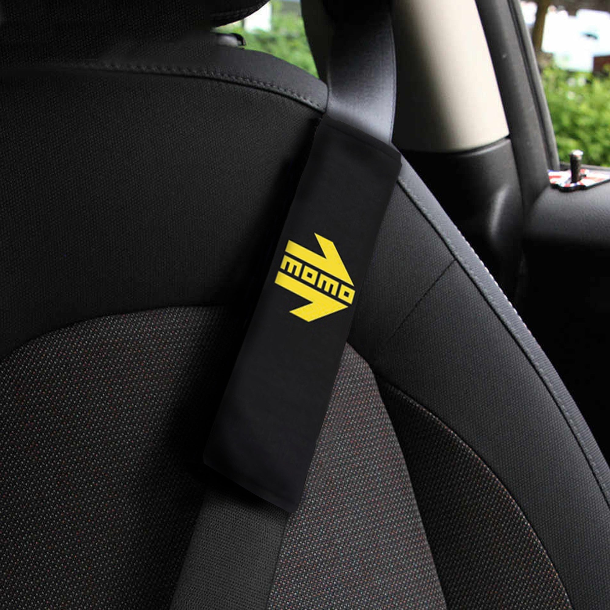 SET ALMOHADILLAS MOMO CINTURON COCHE NEGRO/AMARILLO MOMO | VRM Motorsports