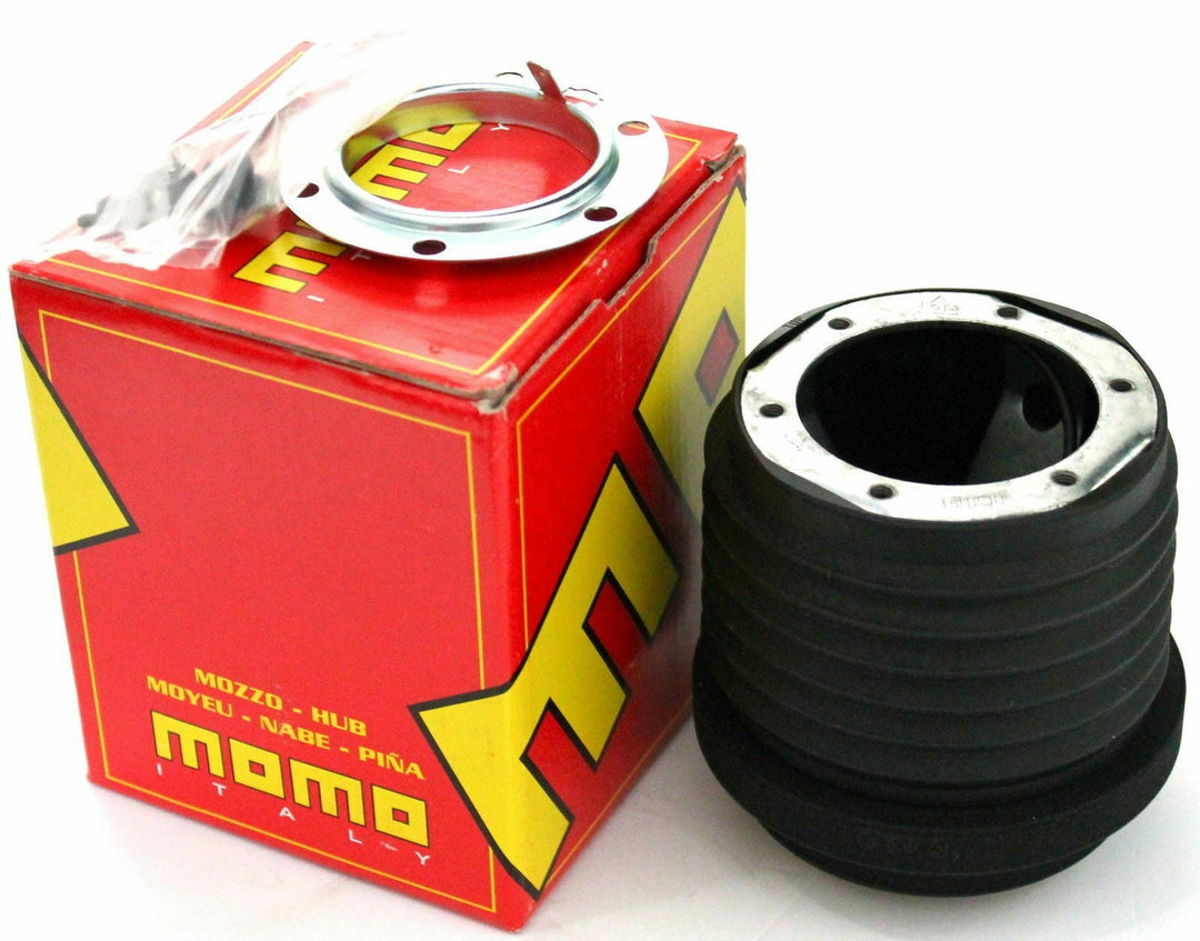 ADAPTADOR DE VOLANTE MOMO 1211111.2012 MOMO | VRM Motorsports