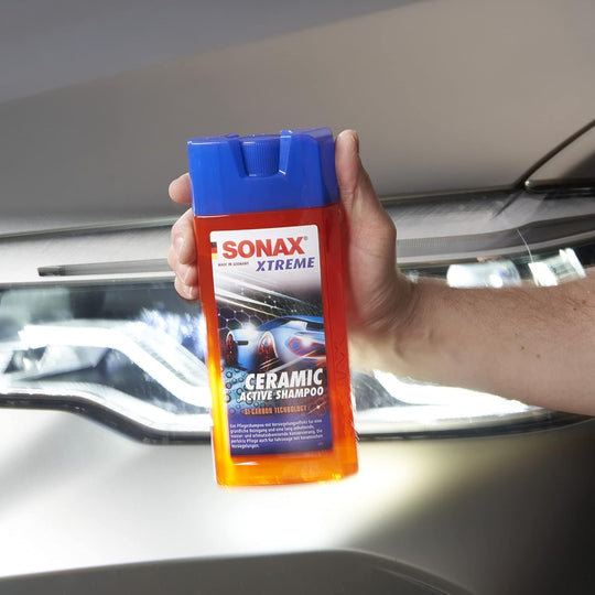 SONAX XTREME CERAMIC - CHAMPÚ ACTIVO - Imagen 2 SONAX VRM Motorsports