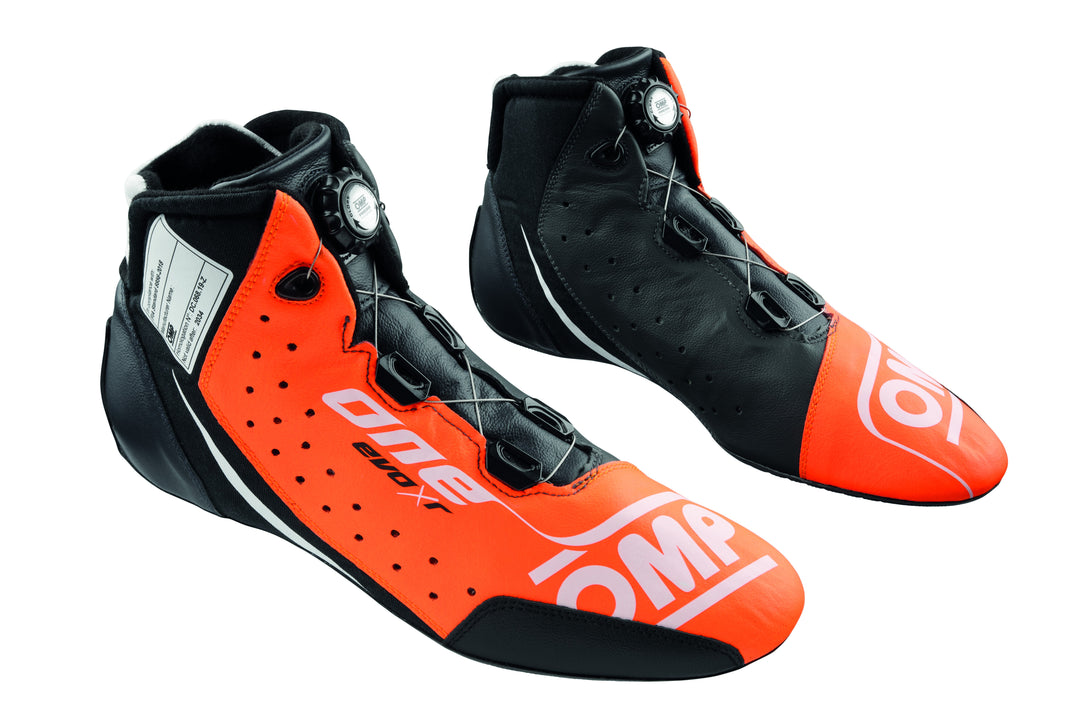 ZAPATILLAS OMP ONE EVO XR FIA 8856-2018 NARANJA / ANTRACITA TALLA 40 - OMP original VRM Motorsports imagen 1