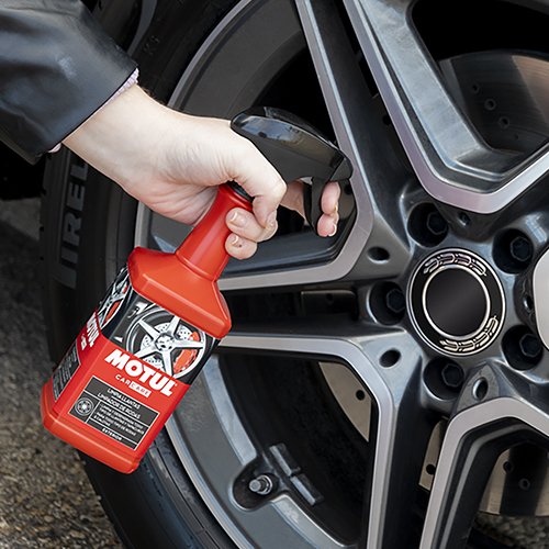 PLUS POWER LIMPIA LLANTAS MOTUL